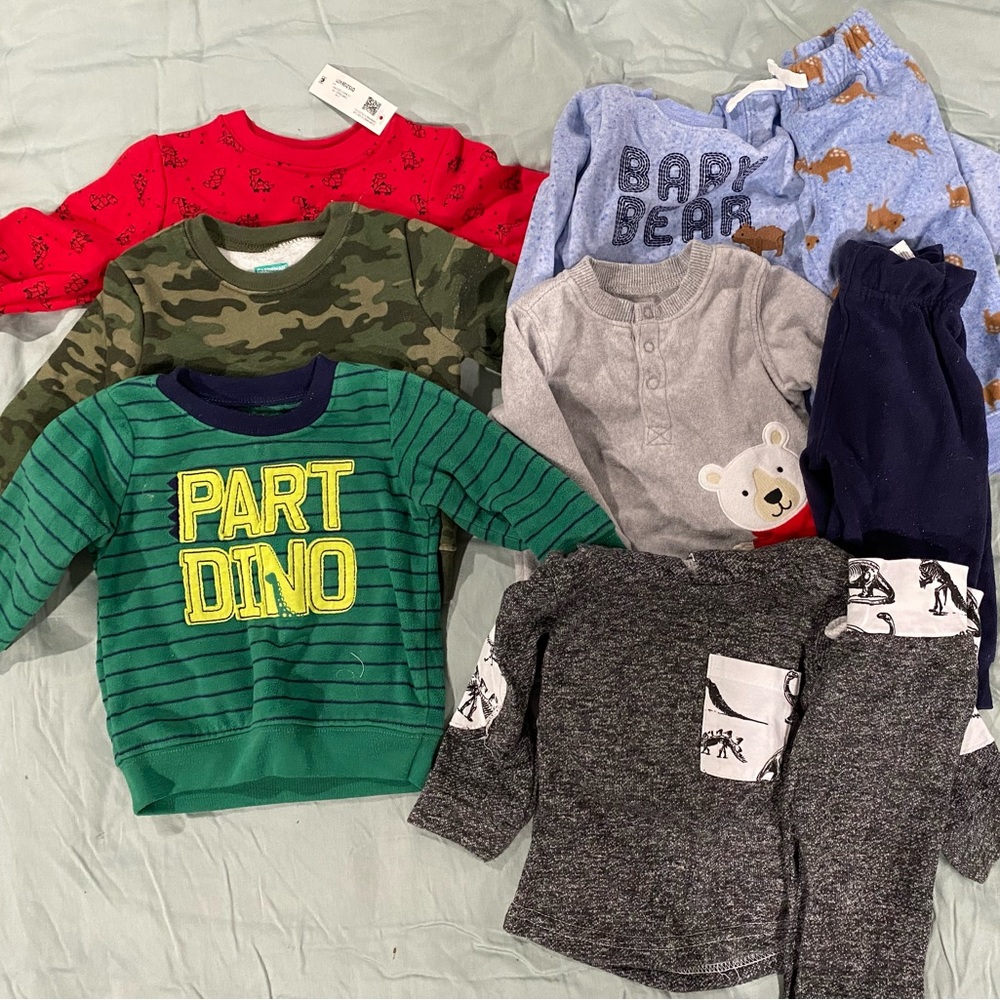 Bundle of sweatshirts